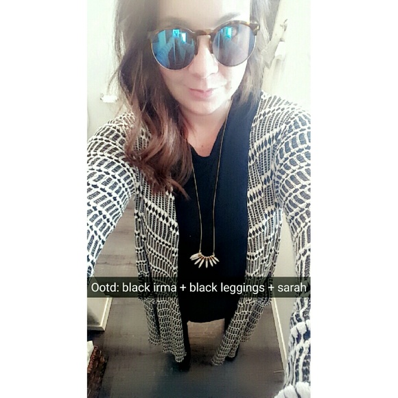 Meet your Posher, Kelcey - Picture 2 of 2