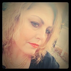 Meet your Posher, Astrid