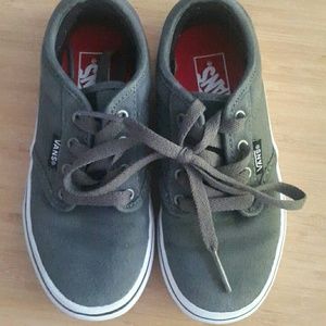 Tenis shoes