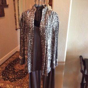 BEAUTIFUL Three-piece Travelers Set