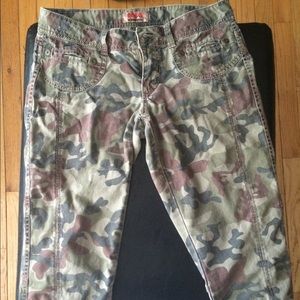 Camo Capris Junior size 5