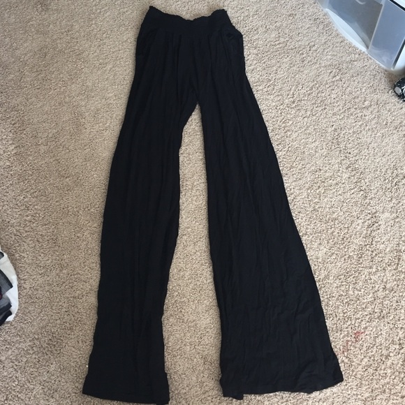 high waisted black flowy pants
