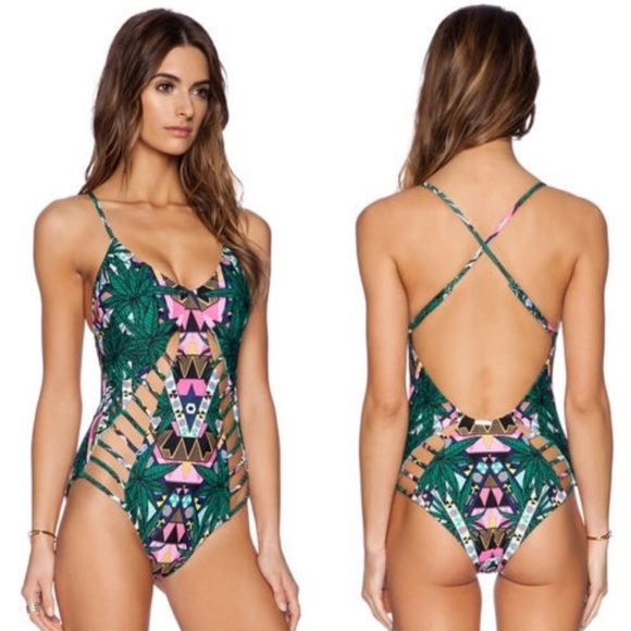 Tribal Printed One Piece with Cutouts - Picture 4 of 4