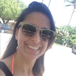 Meet your Posher, Alessandra