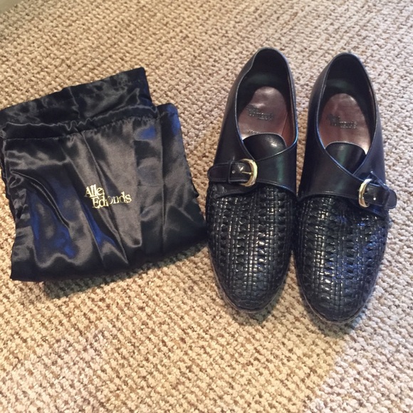 FLASH SALE Vintage leather loafers