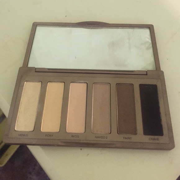 Naked basics palette