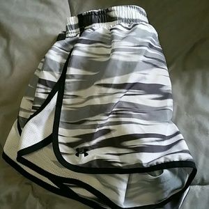 Running shorts