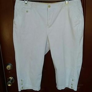 Capri White Pants Plus Size!!!!