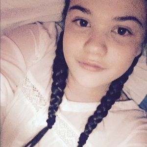 Meet your Posher, Eva