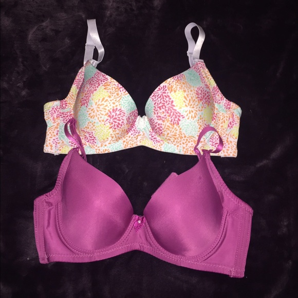 Bras - Picture 2 of 4