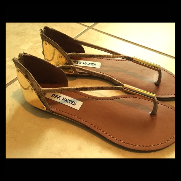 ✨NWOT Steve Madden sandals ✨