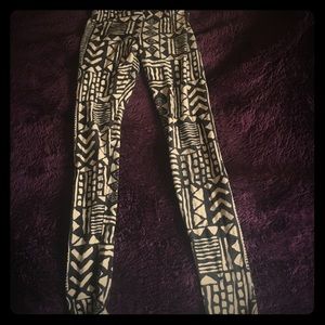 Tribal print leggings