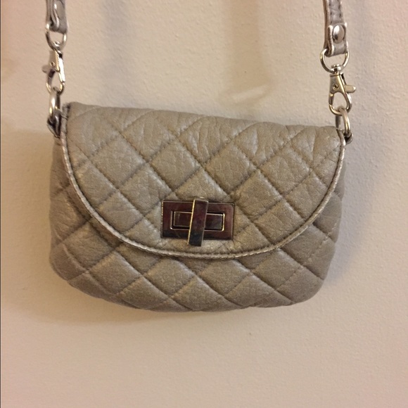 Steve Madden cross body purse - Picture 2 of 3