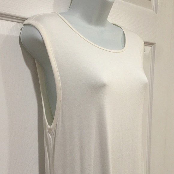 | American Eagle | White Fringe Top - Picture 2 of 4
