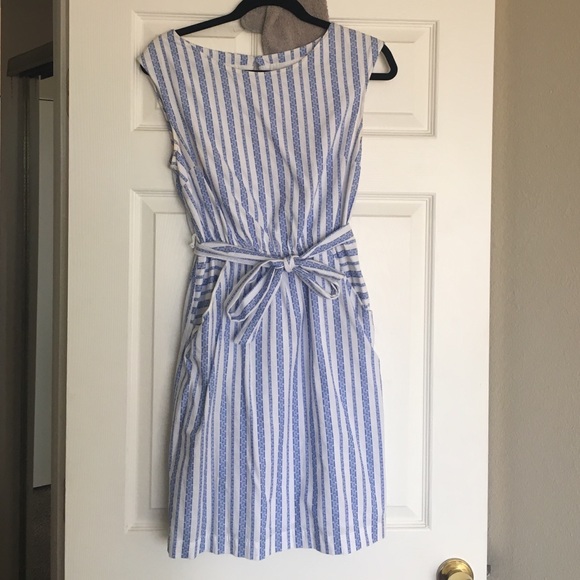 Merona Dresses & Skirts - Blue and white merona striped dress