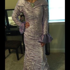 Formal dress (Lilac color)