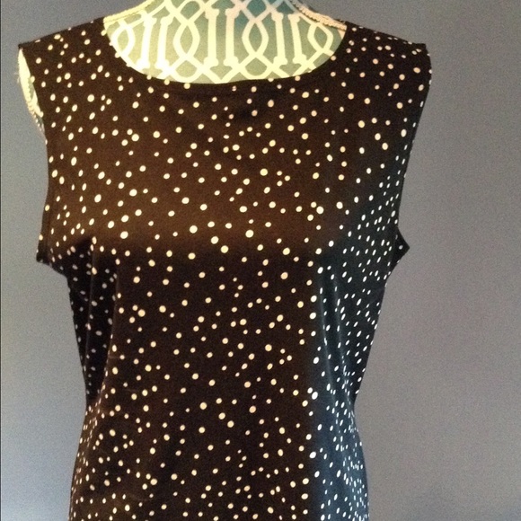Adorable Polka Dot Shell