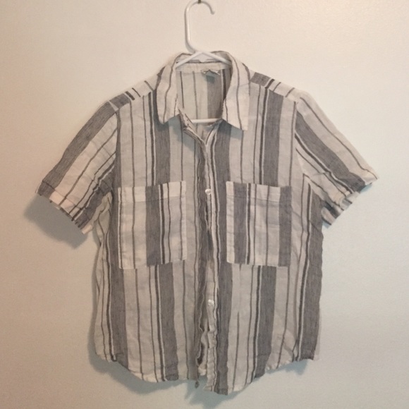 Striped Short Sleeve Collared Shirt