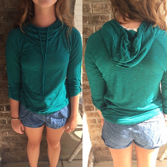 Turquoise Pullover