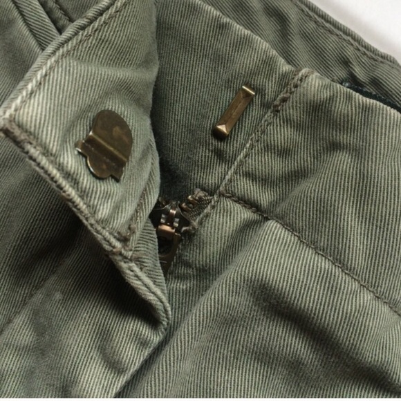 J Crew Traditional Army Green Shorts - Picture 4 of 4