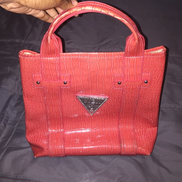 Coral guess handbag