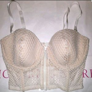Victoria Secrets very sexy 36DD