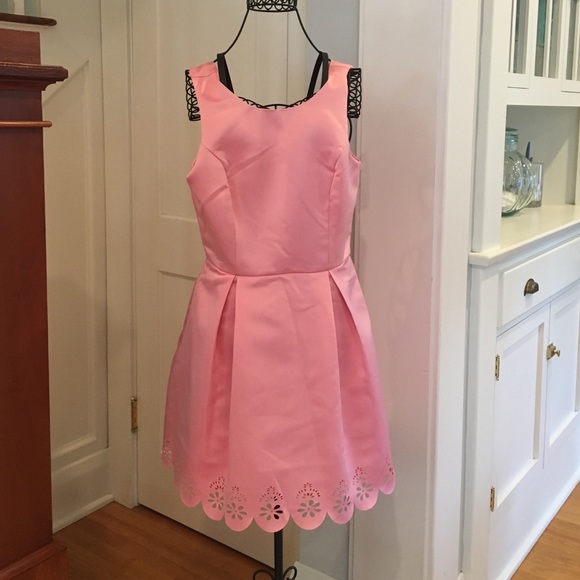 pink dress