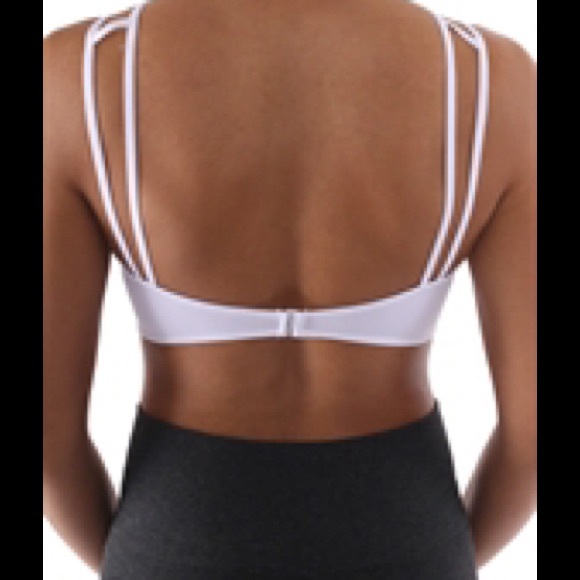 💋White Cross Front Bralette - Picture 3 of 4