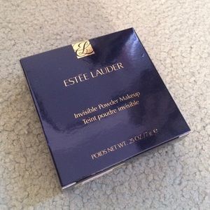 Estée Lauder powder