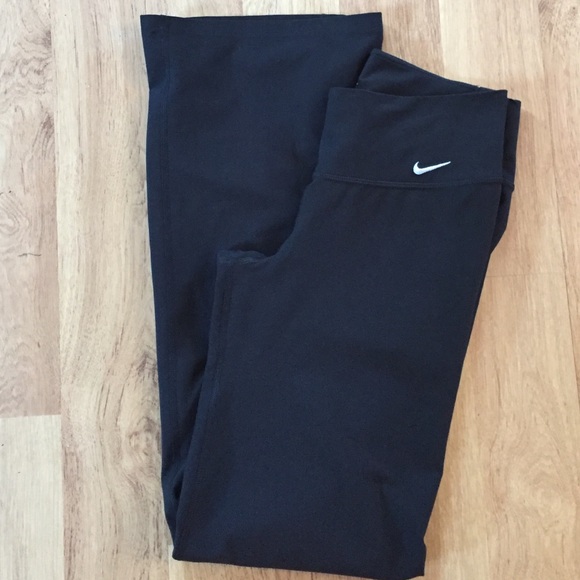 Nike Pants - Like new NIKE DRI FIT leggings✨