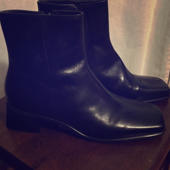 Gianni Bini Boots