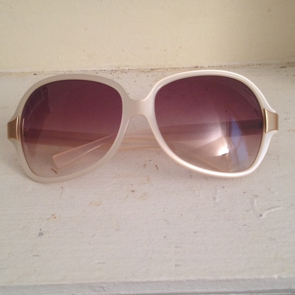 Oliver people's sunglasses