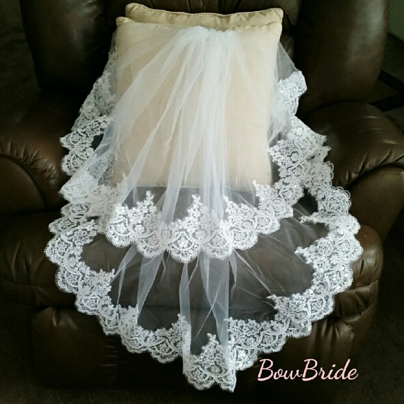 Bridal Lace Sequins Edge Veil