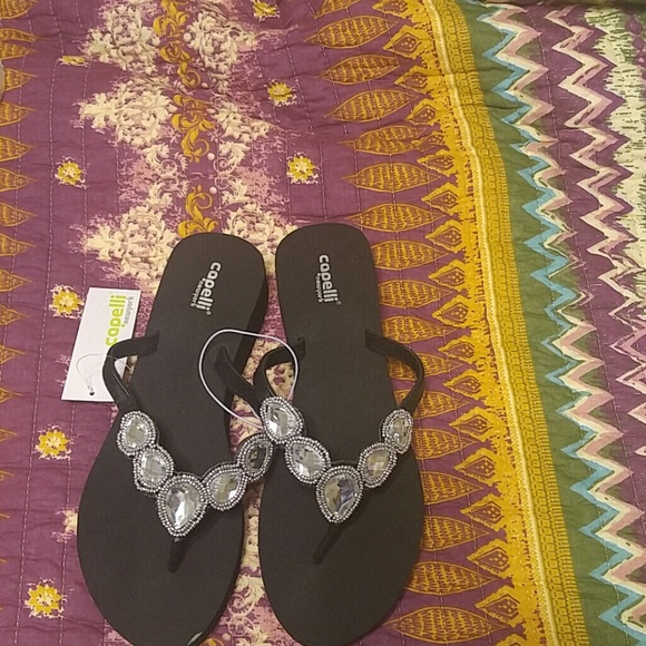 NWT sandals
