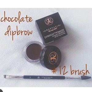 chocolate diprow & #12 brush