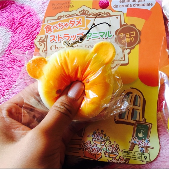 SQUISHY BUNDLE🎀😍 - Picture 3 of 4