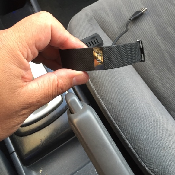Fit Bit - Picture 1 of 2
