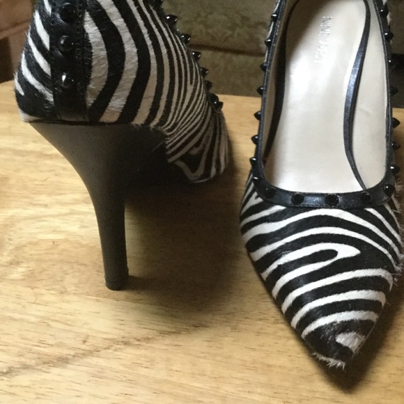 Nine West - Picture 2 of 4