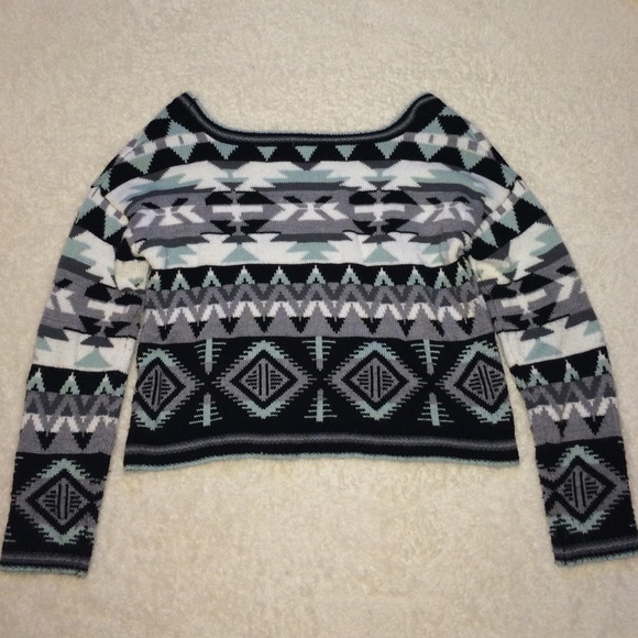 Mint/black/white Aztec pattern sweater - Picture 3 of 4