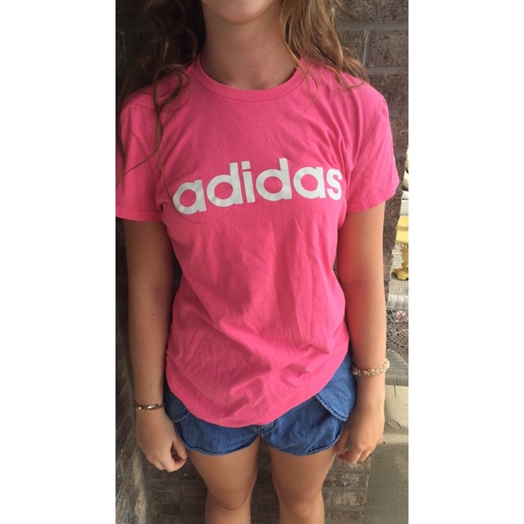 Adidas Tshirt
