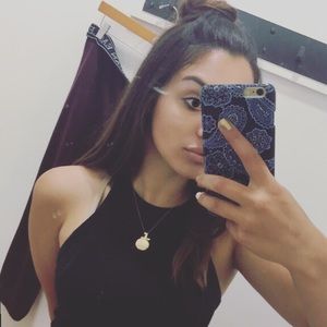 Meet your Posher, Victoria