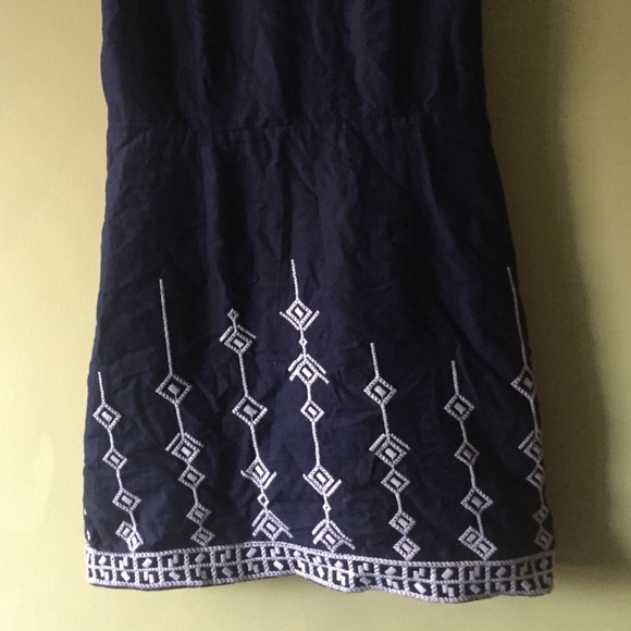 SOLD: embroidered, sexy, navy dress for summer - Picture 2 of 4