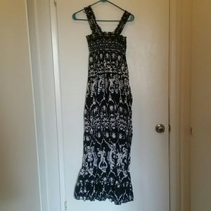 Black and white maxi dress