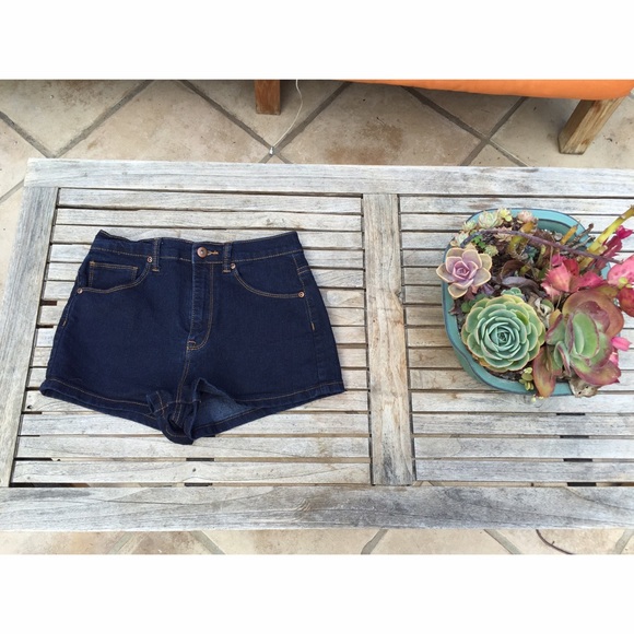 Forever 21 High Wasted Short Shorts