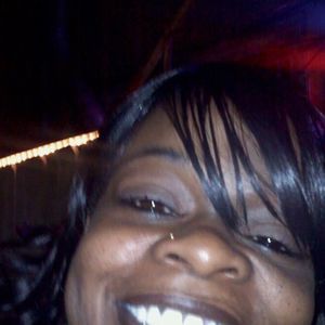 Meet your Posher, Renee