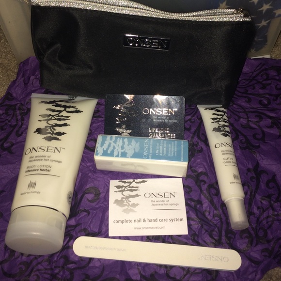 Onsen complete nail and hand care