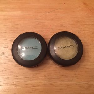 MAC EyeShadows