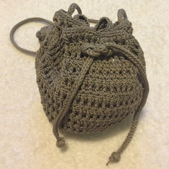 Gray "marshmallow" crossbody purse
