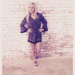 Meet your Posher, Macy