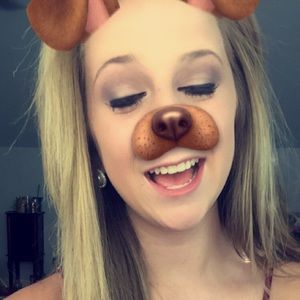 Meet your Posher, Ally